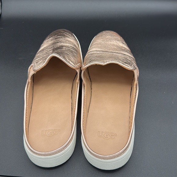 UGG metallic rose gold sneaker slides - Picture 3 of 5